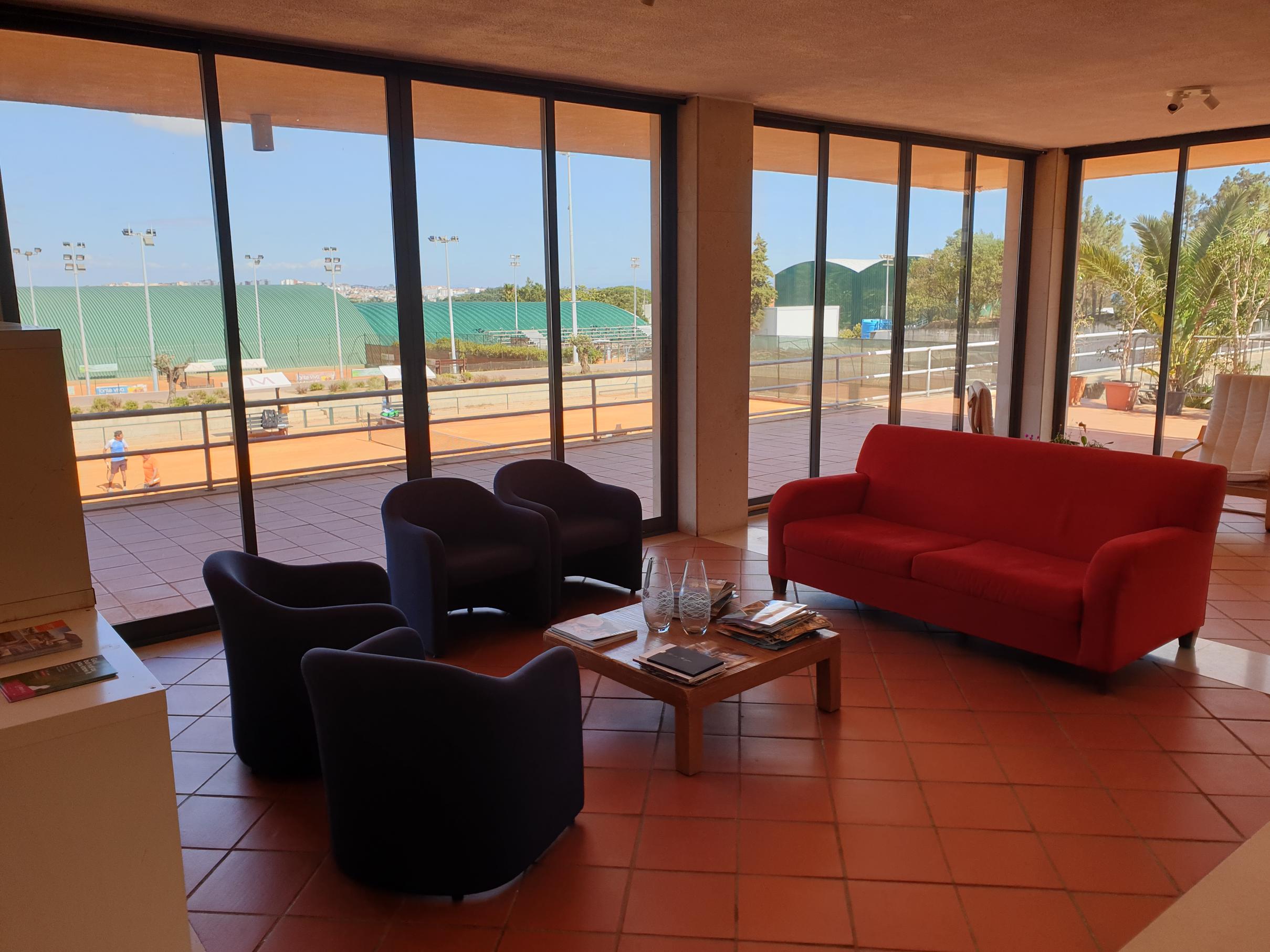 SALA-SOCIOS-2-2419x1814.jpg