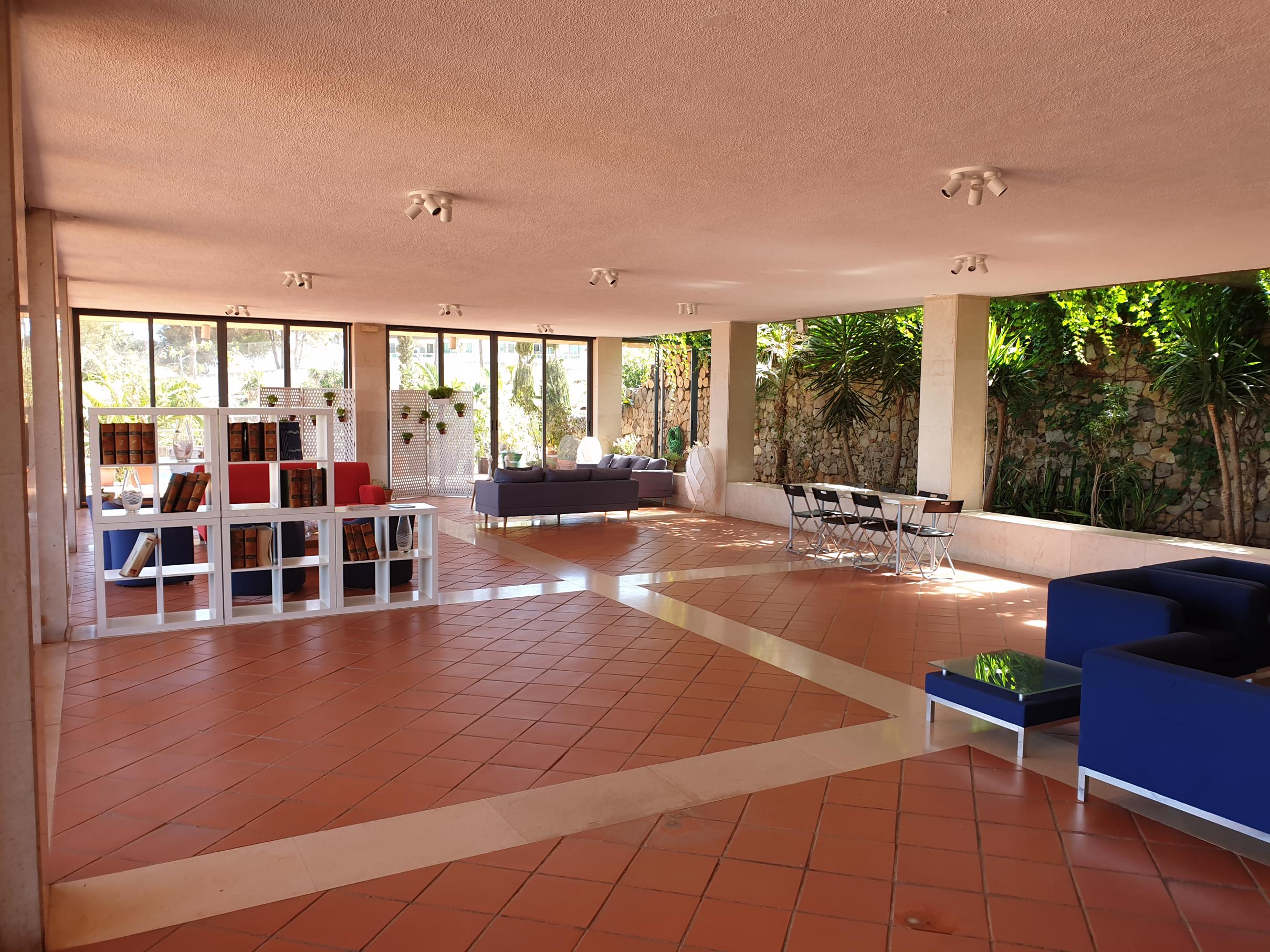 SALA-SOCIOS-42419x1814.jpg
